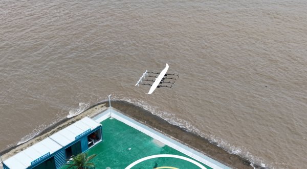 91微操盘 长三角首条海岛低空物流试验航线首飞成功，海岛标准化无人机机场建成